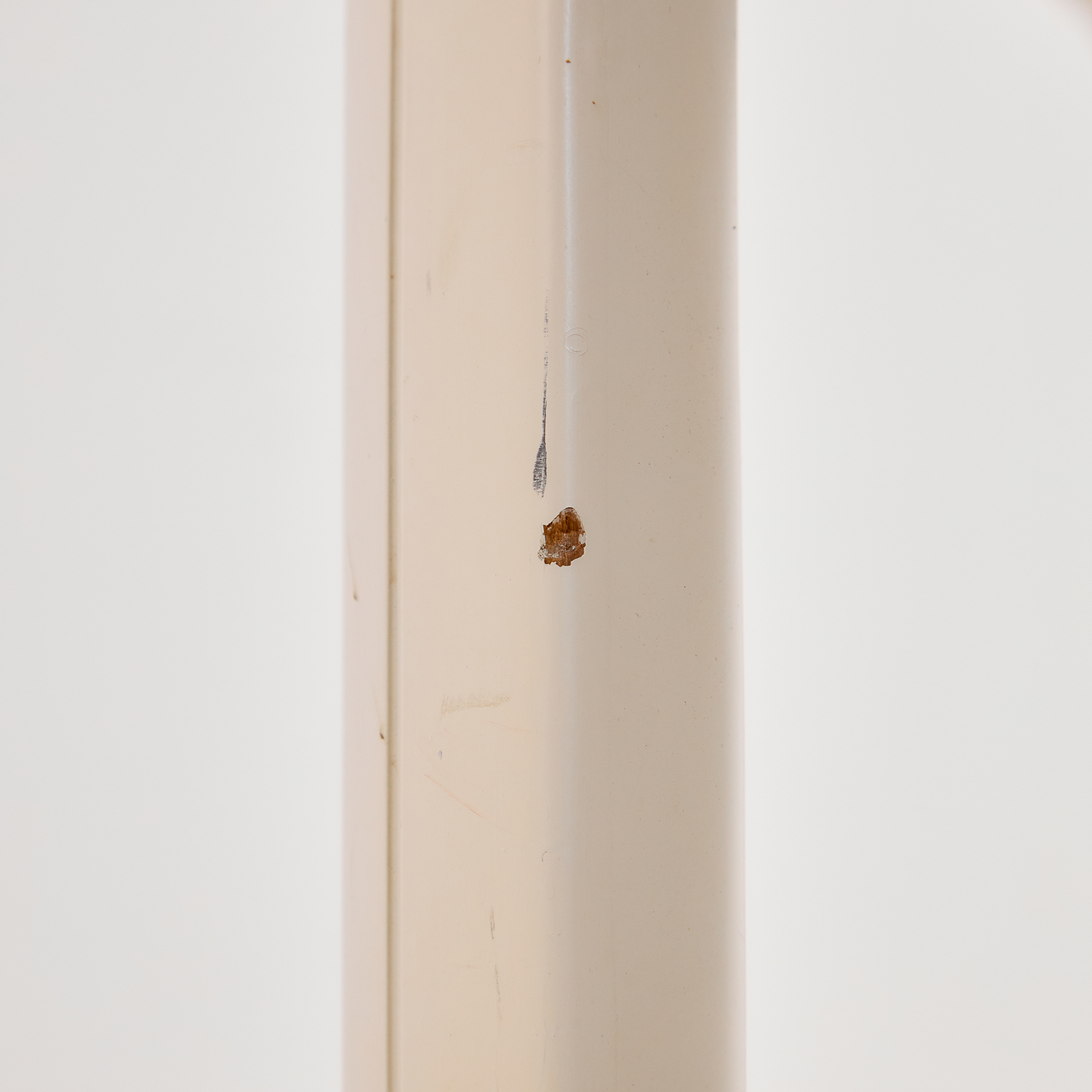 Fa és üveg dohányzóasztal - Image 7