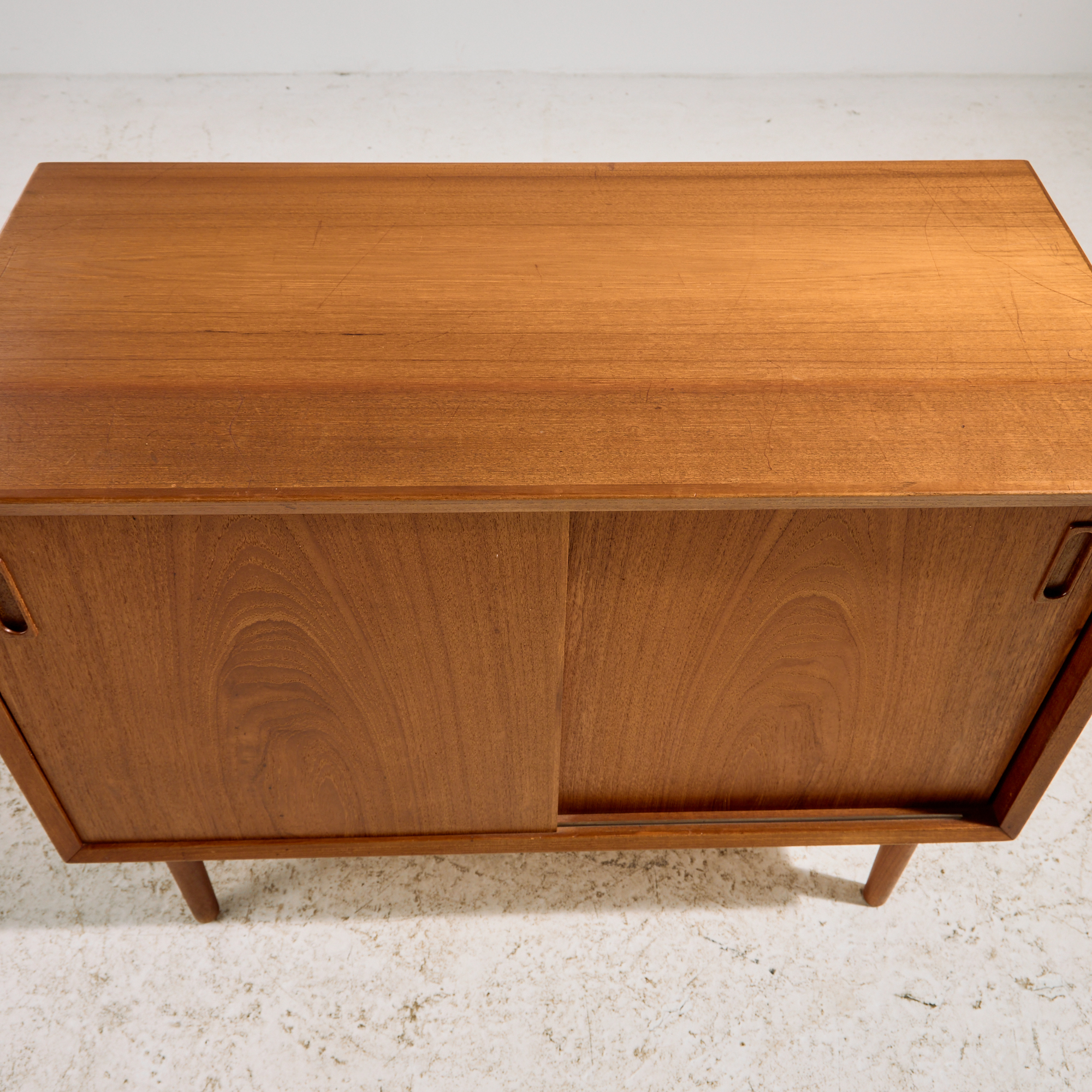 Lyby Møbler teak cabinet - Image 9