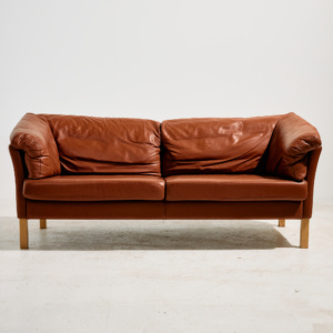 Danish leather sofa by Mogens Hansen