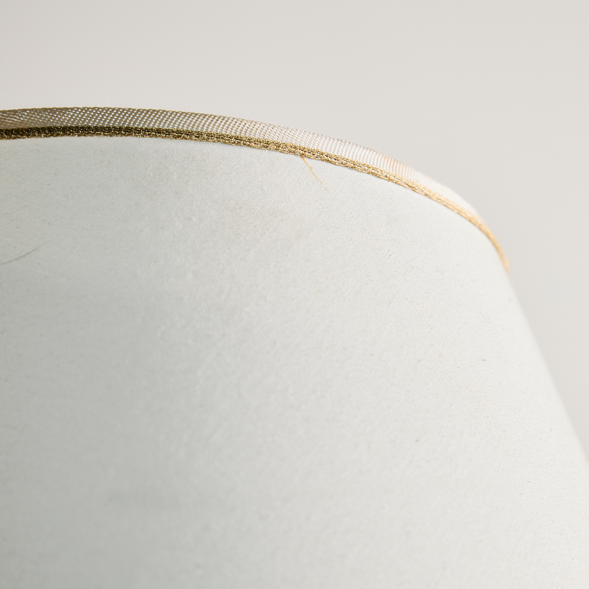 Gold-painted table lamp - Image 11