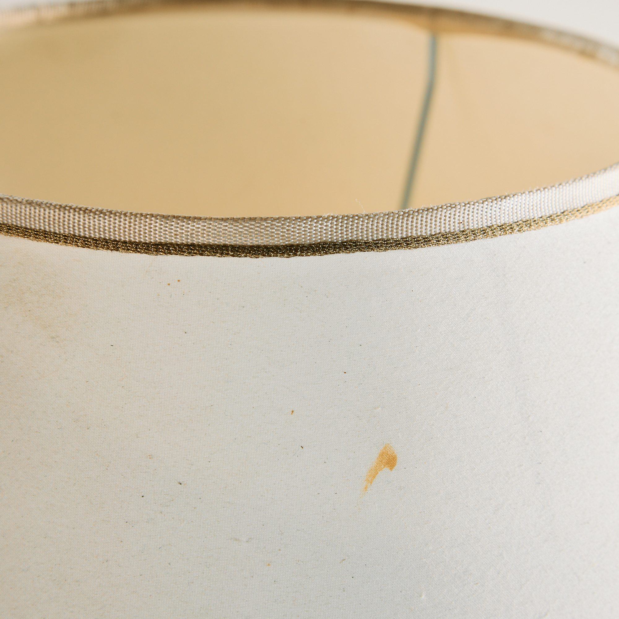 Gold-painted table lamp - Image 12