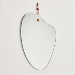 Organic shaped mirror