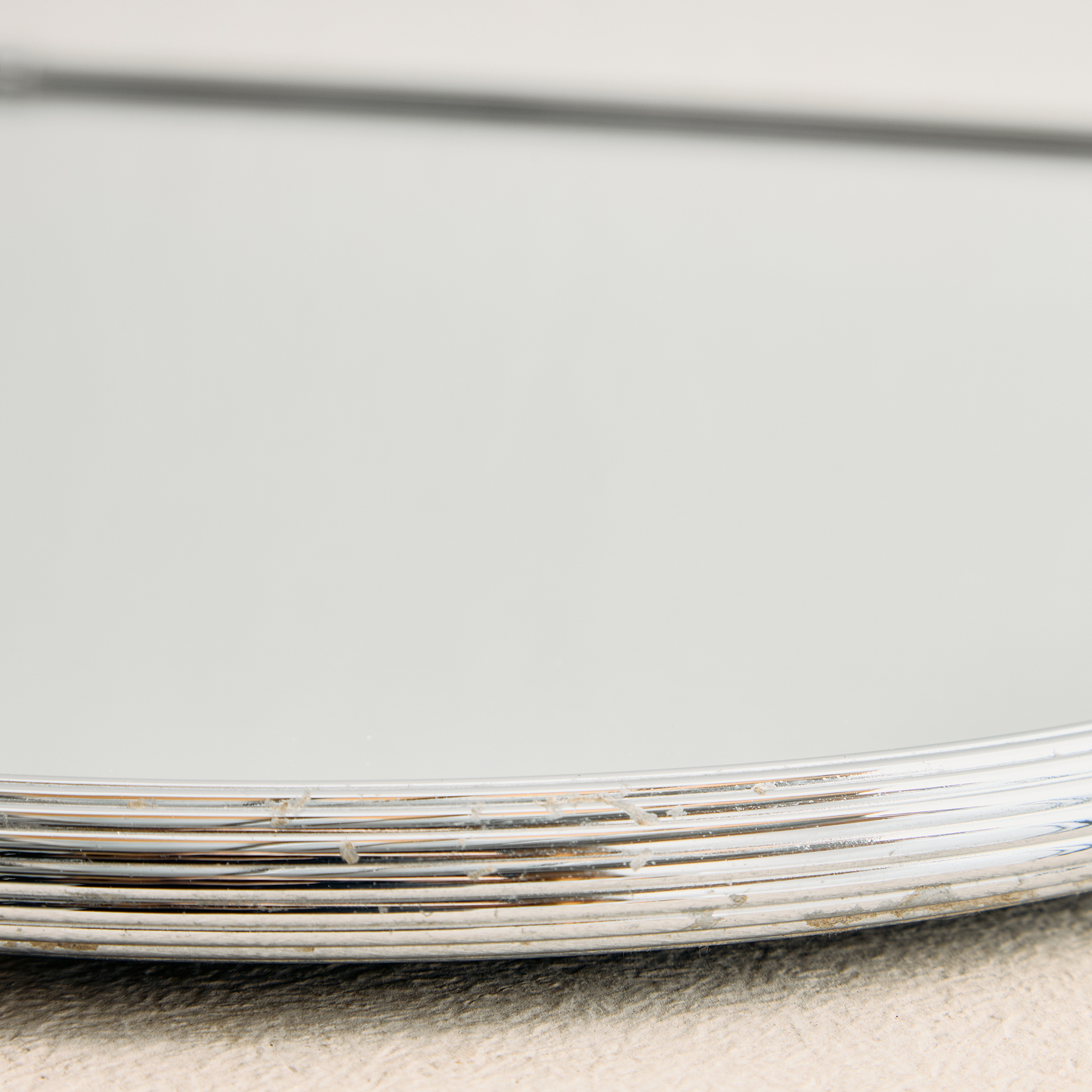 Metal framed mirror - Image 9