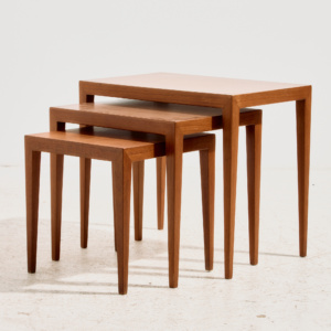 Severin Hansen Model 163 teak lerakóasztal, 3 darabos szett