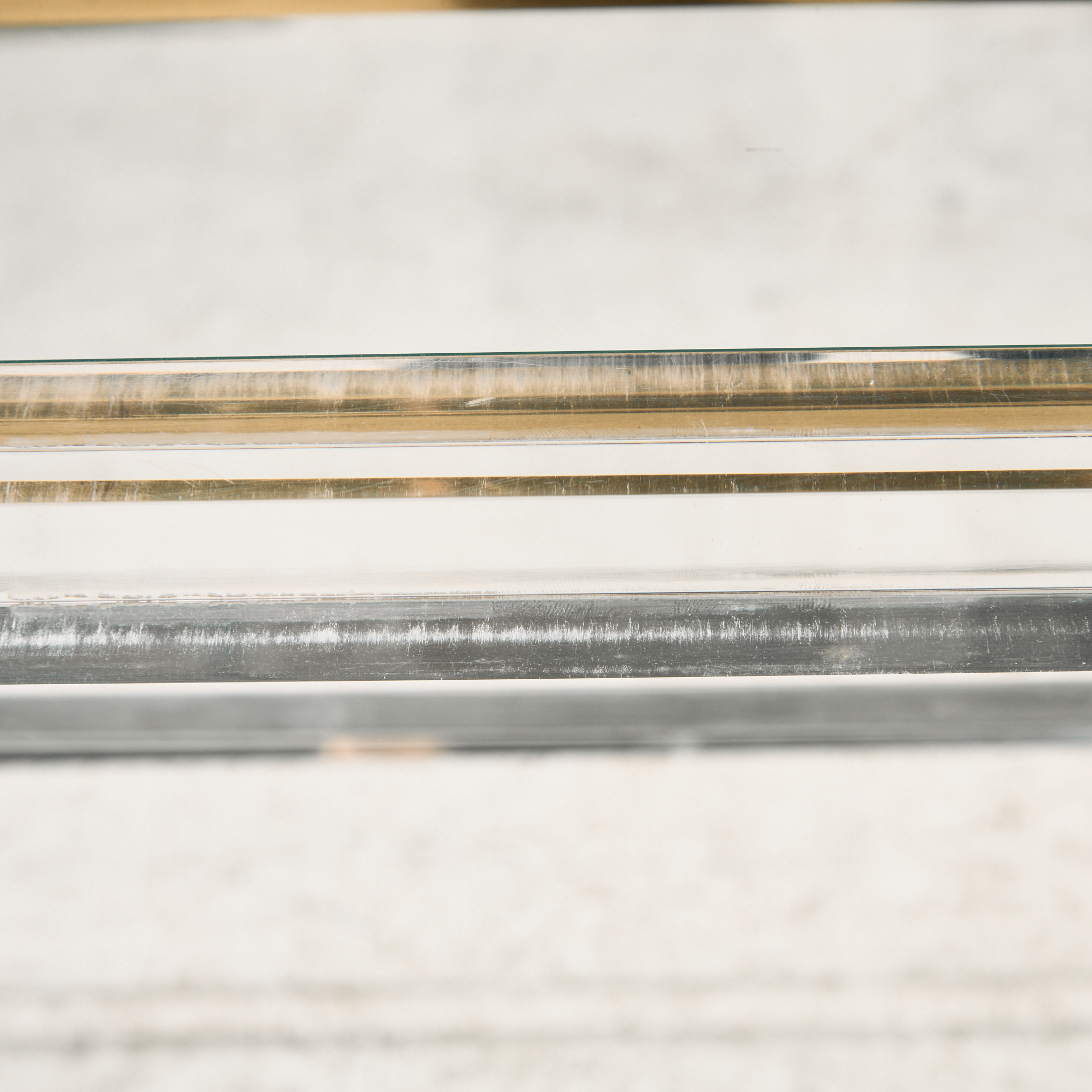 Brass and plexiglass console table by Fabian - Image 15