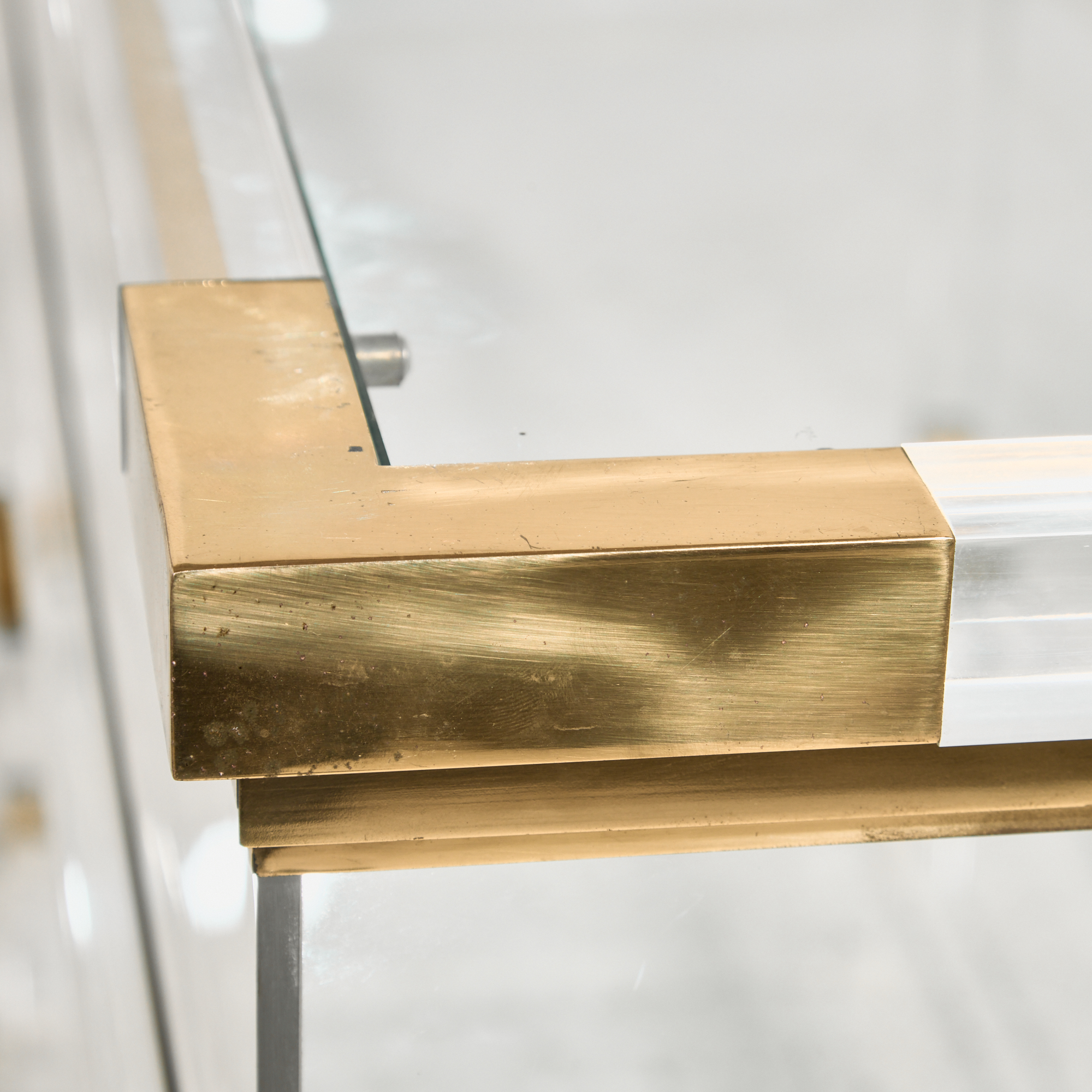 Brass and plexiglass console table by Fabian - Image 5