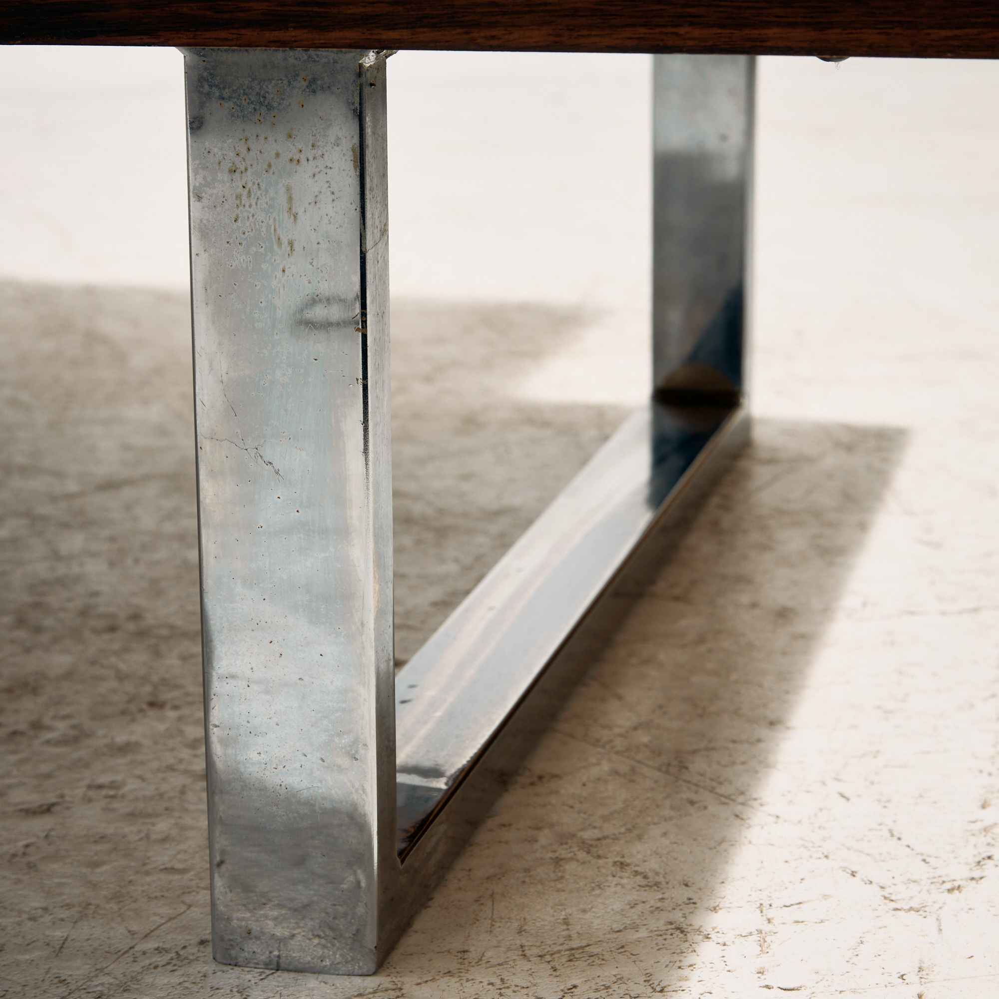 Rosewood executive desk by Trevor Chinn and Ray Leigh for Gordon Russell - Image 10