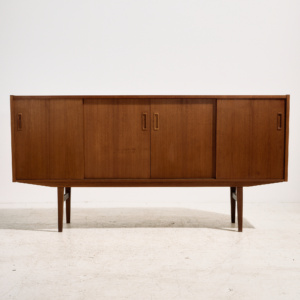 Teak highboard