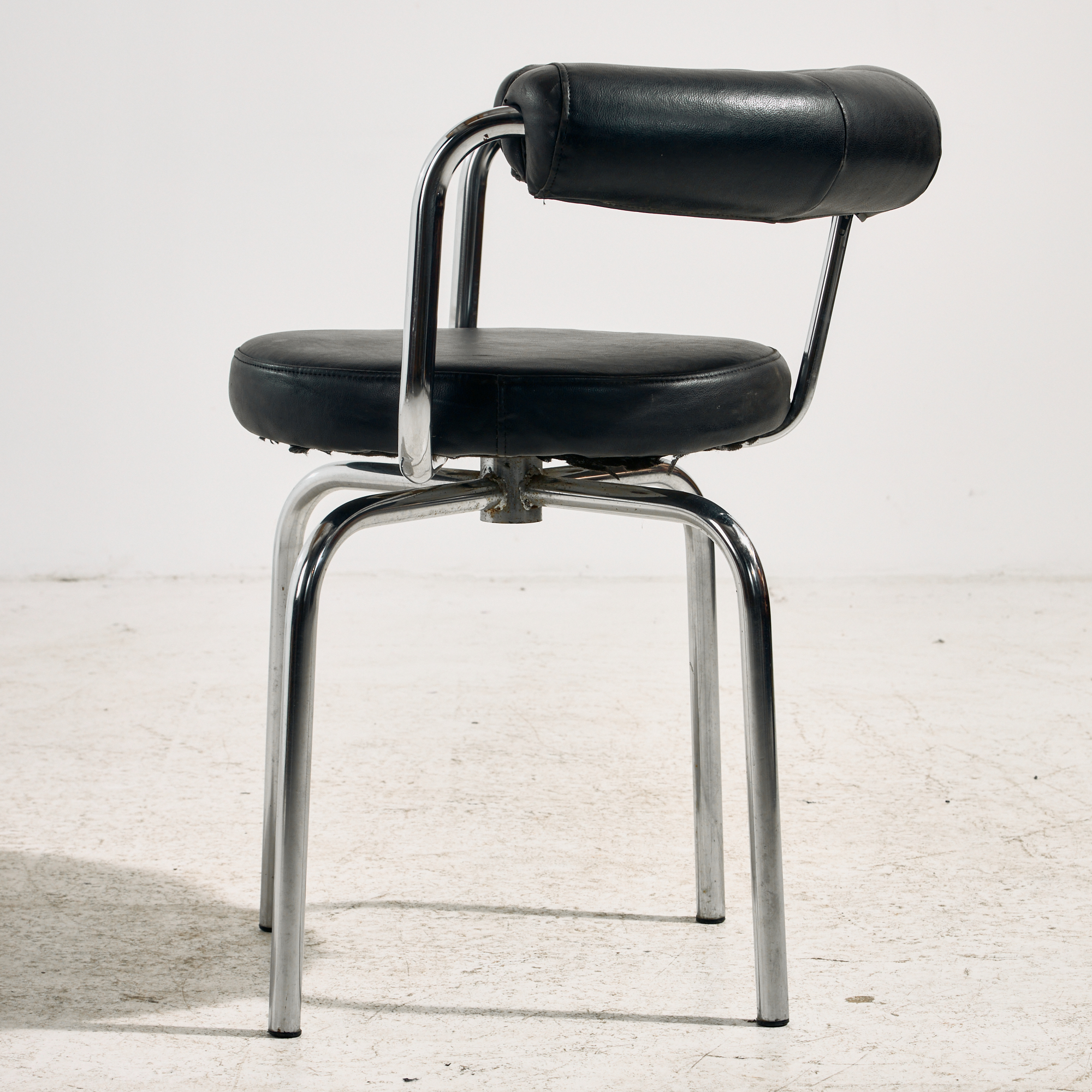 Bauhaus stílusú króm csővázas forgószék - Image 3